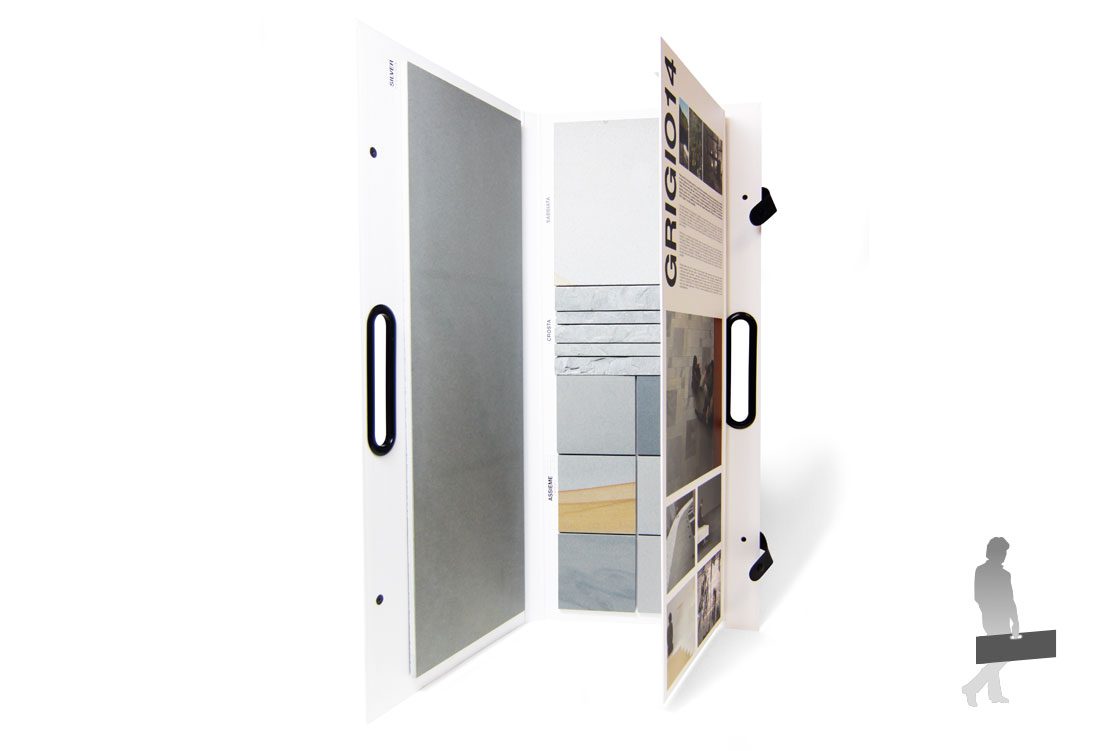 Tozzetti folder with dividing door