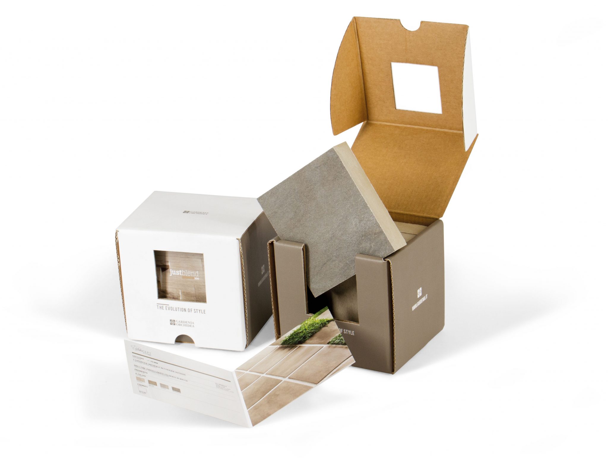 Self-assembling box in brown microwave coupled with printed paper
